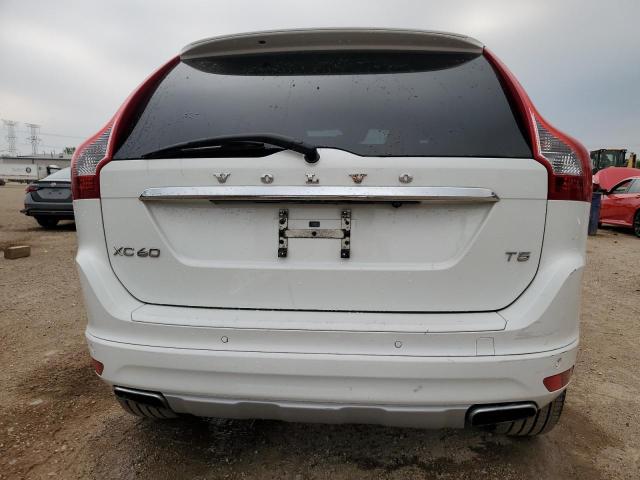  VOLVO XC60 2016 Белы
