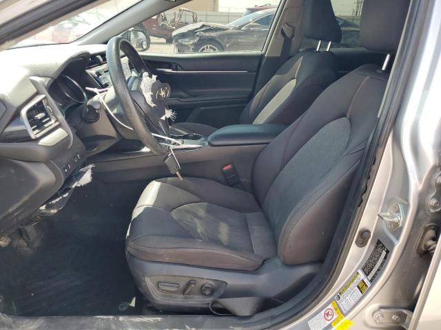  TOYOTA CAMRY 2019 Серебристый
