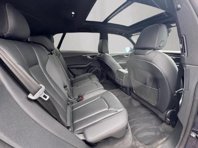  AUDI Q8 2020 Fioletowy
