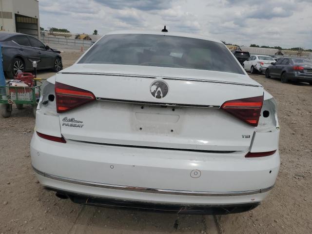  VOLKSWAGEN PASSAT 2019 White