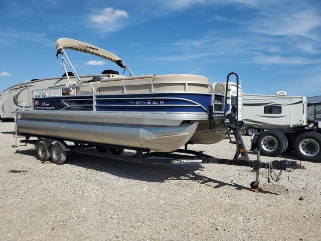 2018 Boat Suntracker