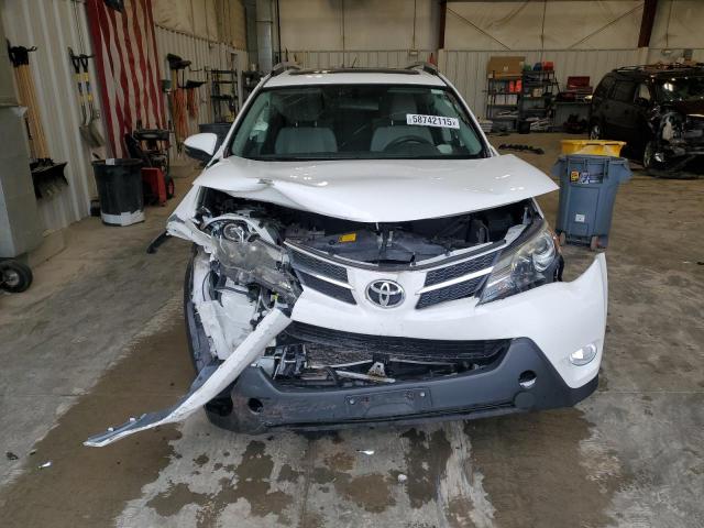 Паркетники TOYOTA RAV4 2015 Белы