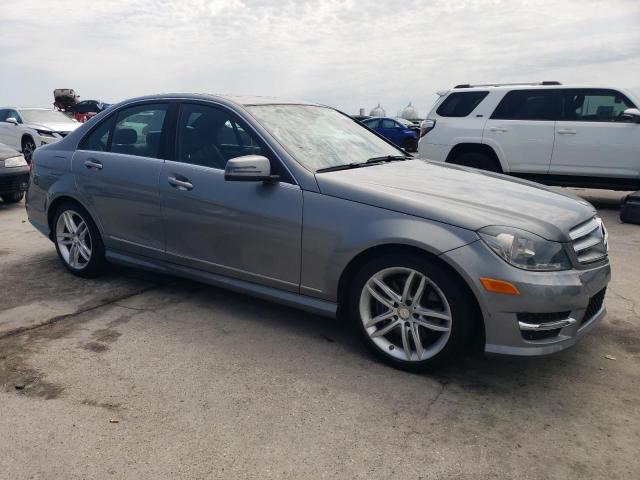  MERCEDES-BENZ C-CLASS 2013 Turquoise