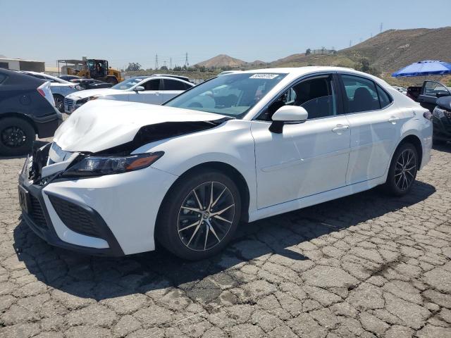  TOYOTA CAMRY 2024 Белый