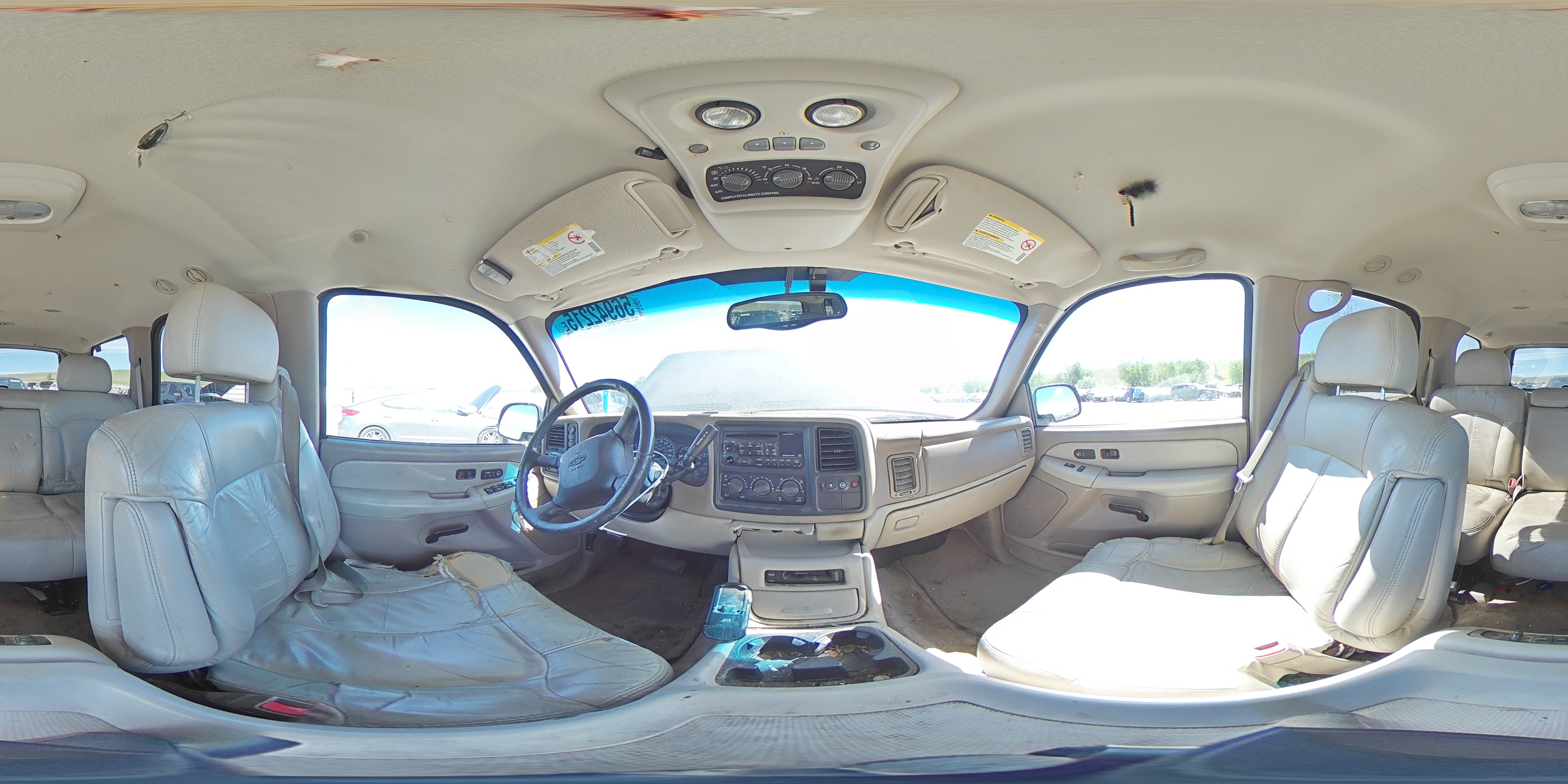 2002 Chevrolet Tahoe K1500 VIN: 1GNEK13Z72J173230 Lot: 56942215