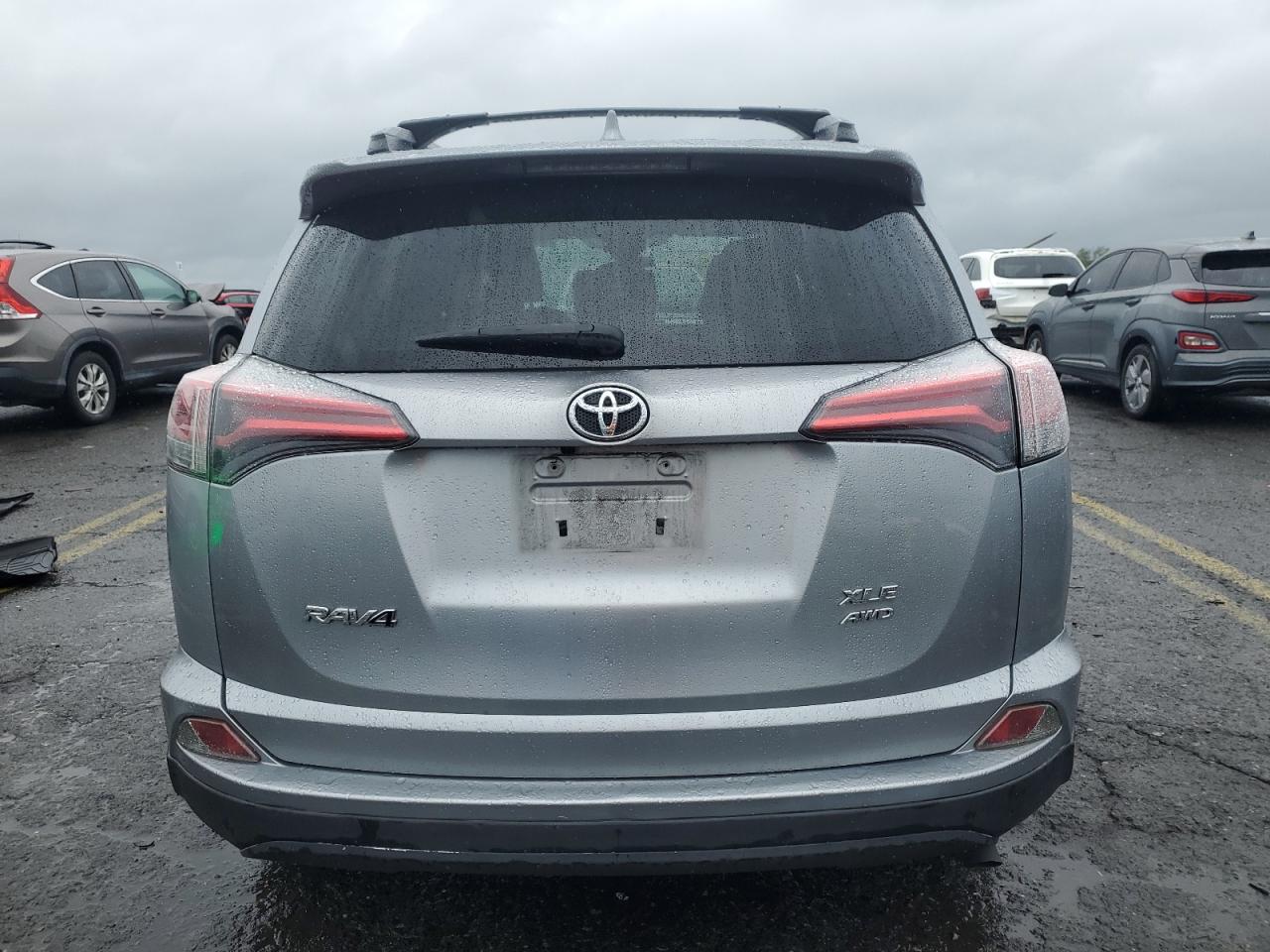 2017 Toyota Rav4 Le VIN: 2T3BFREV9HW570439 Lot: 56710325