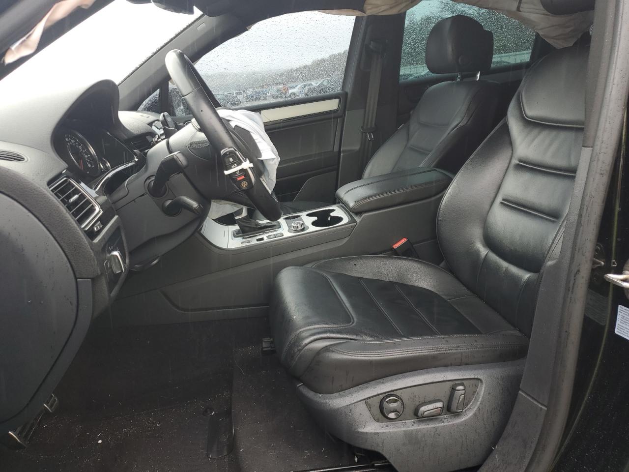 2014 Volkswagen Touareg V6 VIN: WVGDF9BP3ED008538 Lot: 55024235