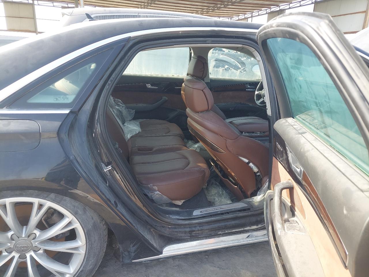 WAUYGBFDXGN000599 - 2016 Audi A8 - #undefined