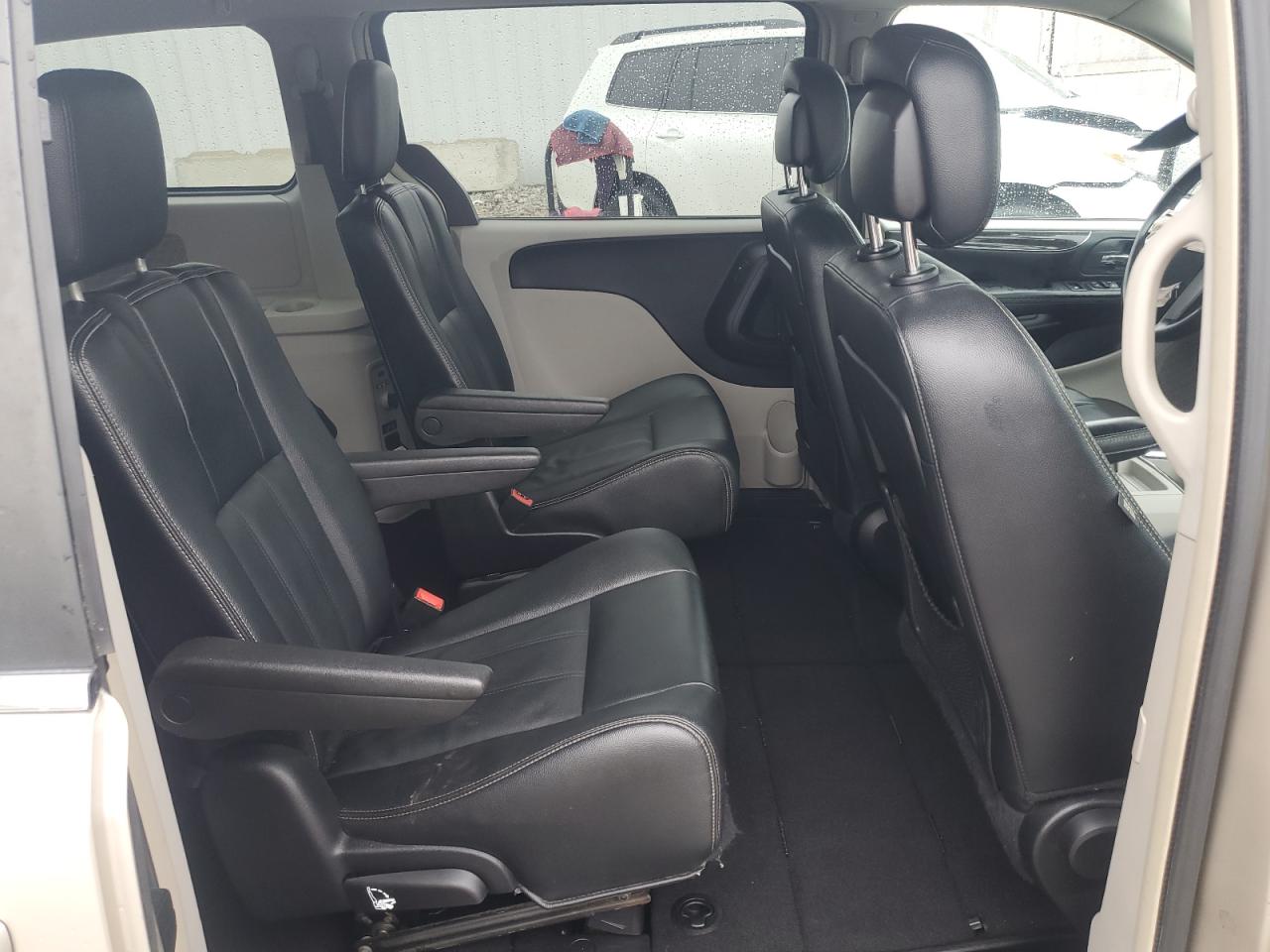 2016 Chrysler Town & Country Touring VIN: 2C4RC1BG6GR268307 Lot: 58424585
