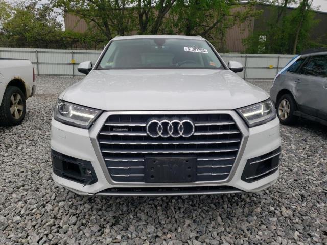  AUDI Q7 2019 White