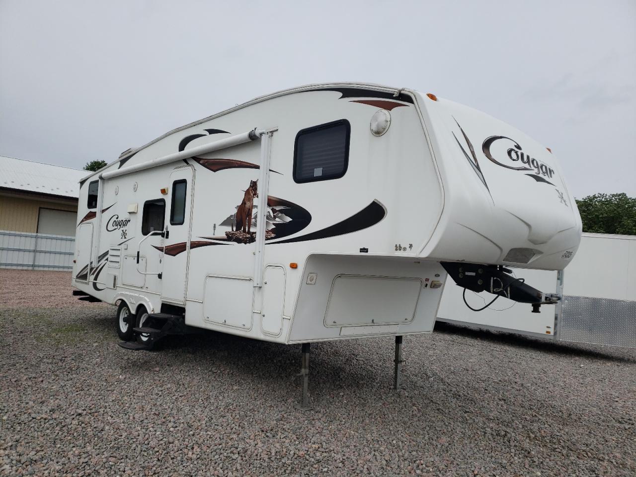 2011 Dutchman Cougar for Sale in Avon, MN - Top/Roof