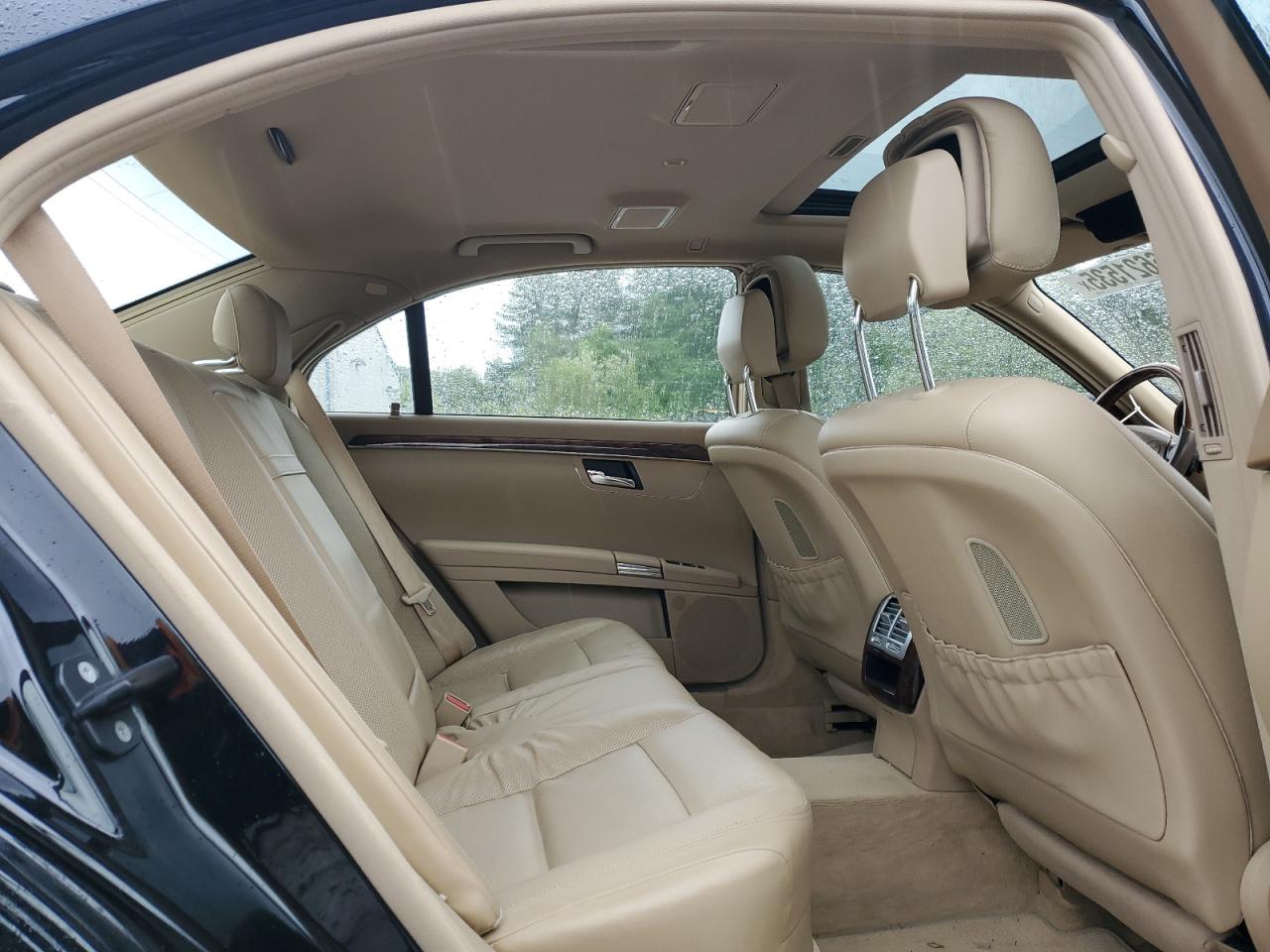 2010 Mercedes-Benz S 550 4Matic VIN: WDDNG8GB8AA287354 Lot: 56621535