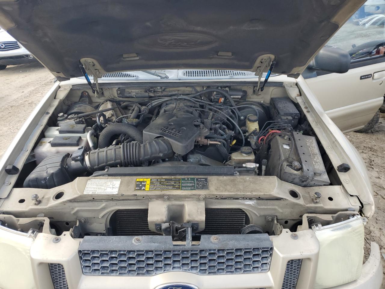 2004 Ford Explorer Sport Trac VIN: 1FMZU67K24UB43080 Lot: 56876915