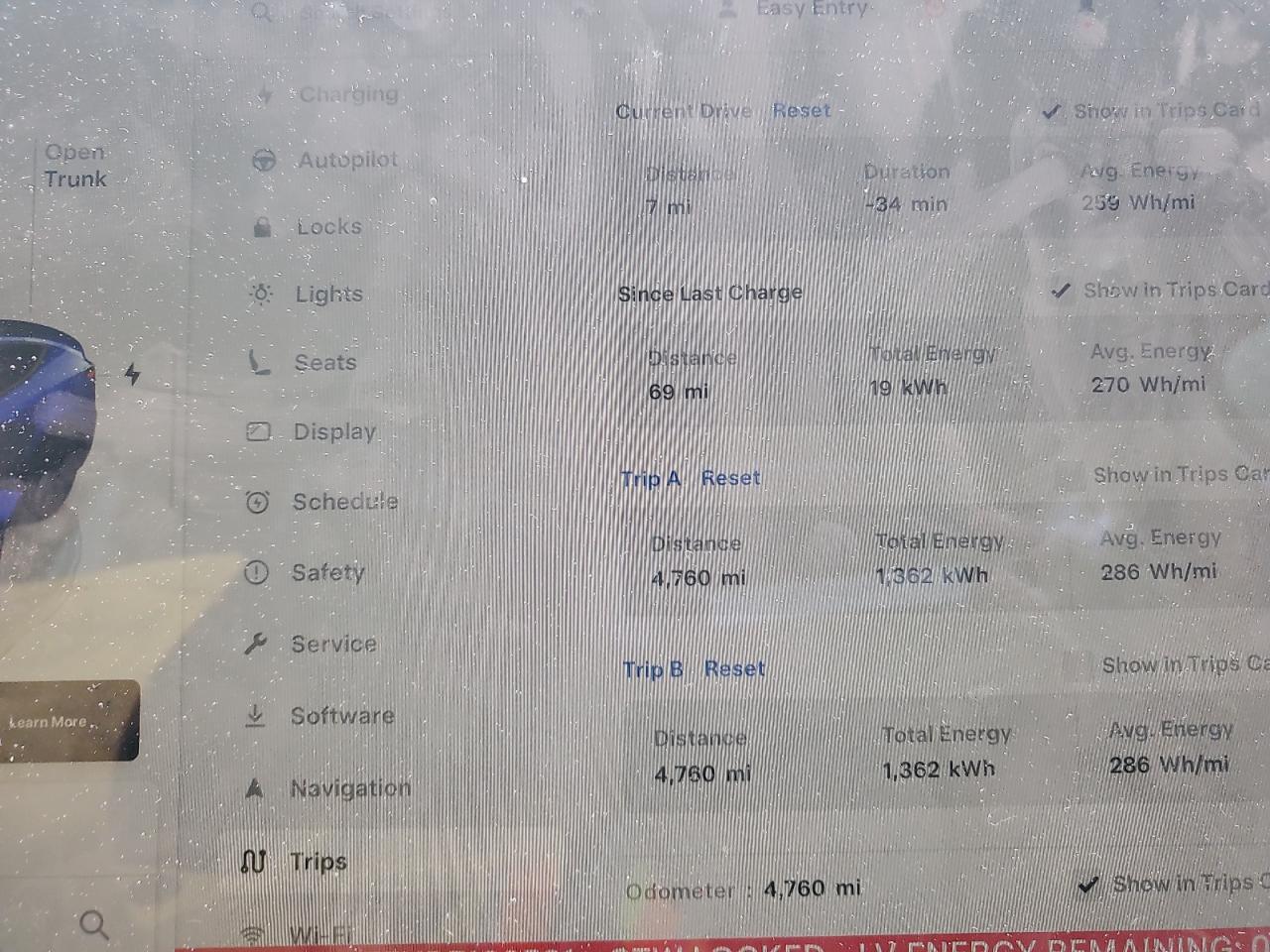 2024 Tesla Model Y VIN: 7SAYGAEEXRF102531 Lot: 58225805