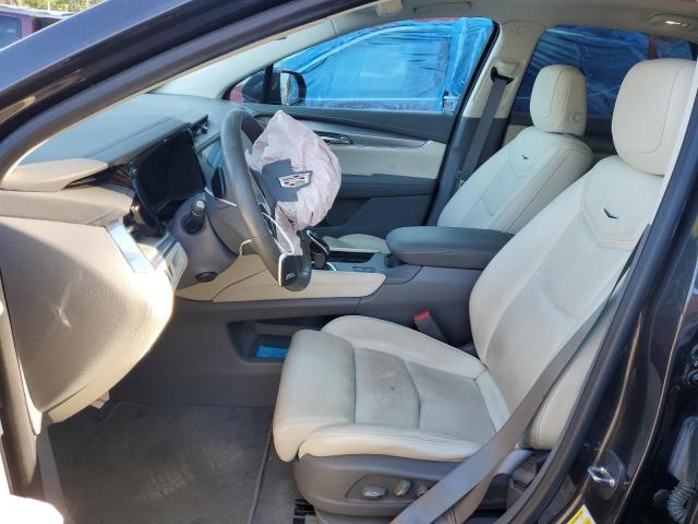  CADILLAC XT5 2017 Угольный