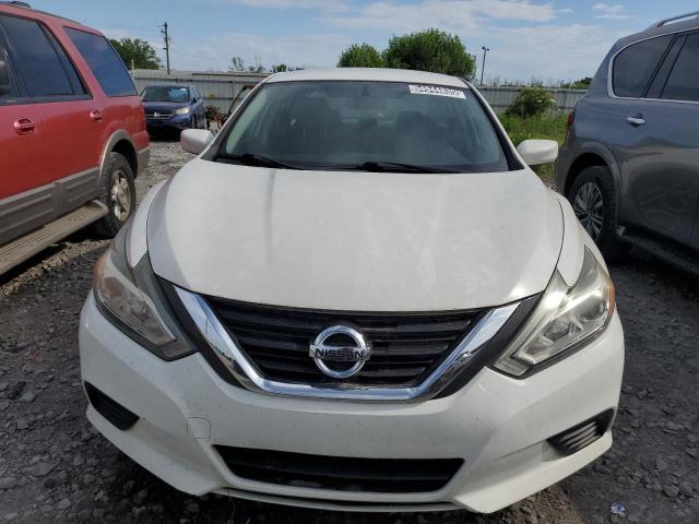 Sedans NISSAN ALTIMA 2016 Biały