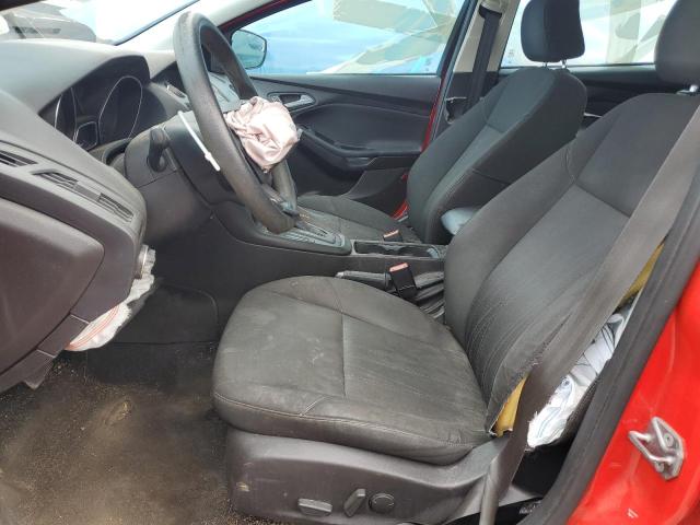Hatchbacks FORD FOCUS 2015 Red