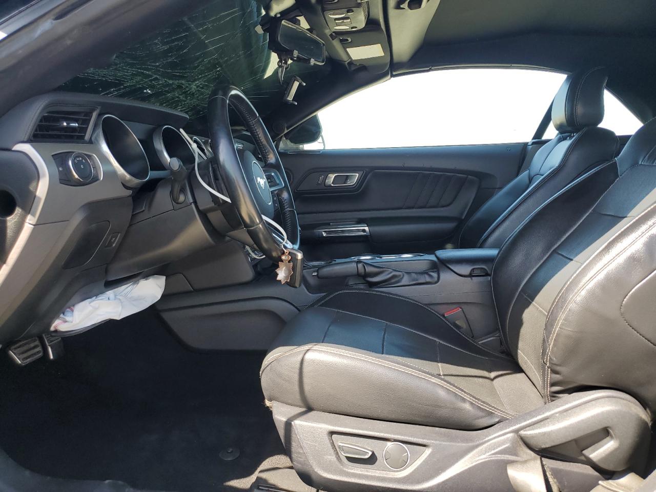 2019 Ford Mustang VIN: 1FATP8UH5K5171927 Lot: 58560785