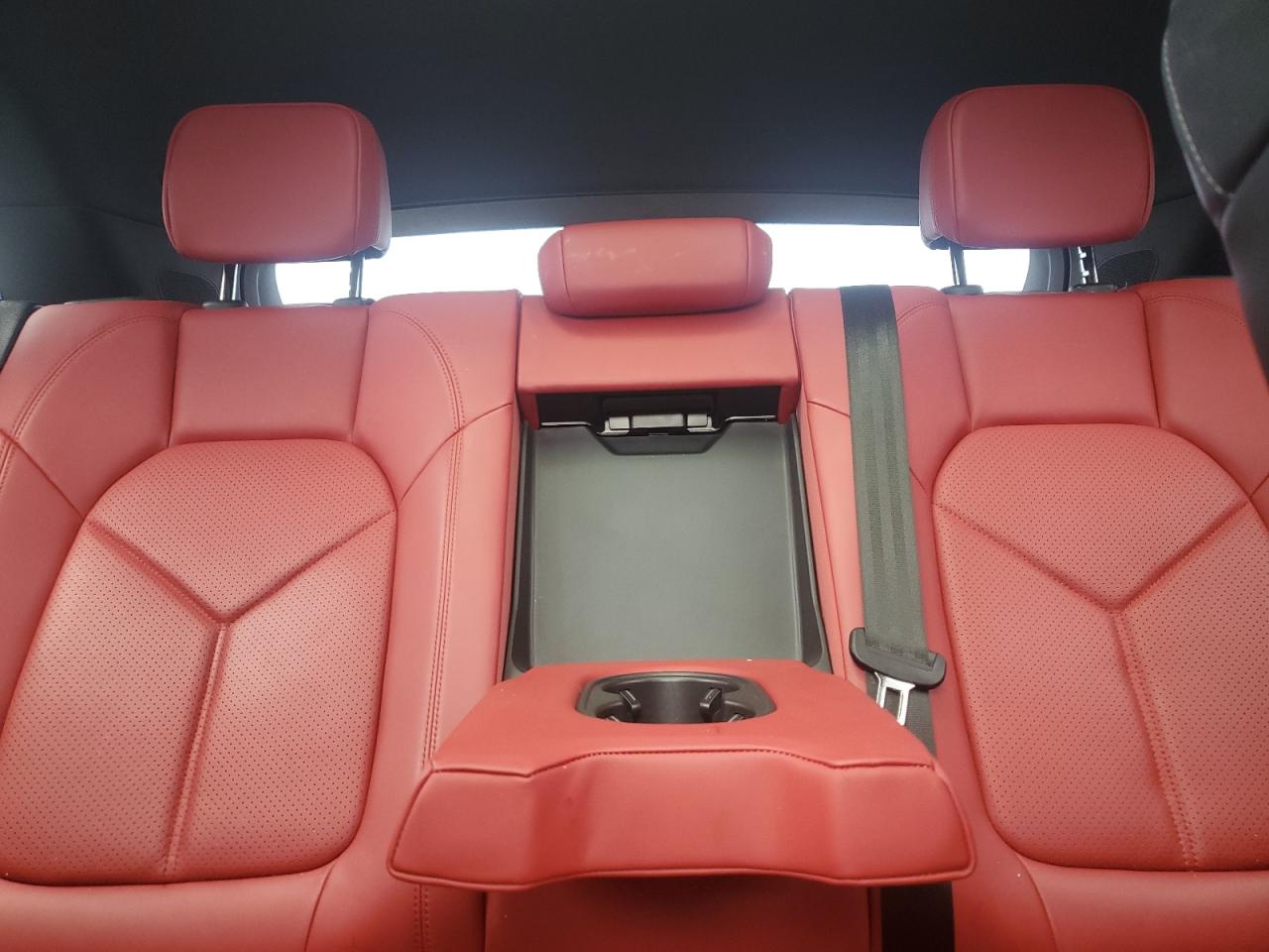 2021 Porsche Macan VIN: WP1AA2A59MLB14217 Lot: 56823035