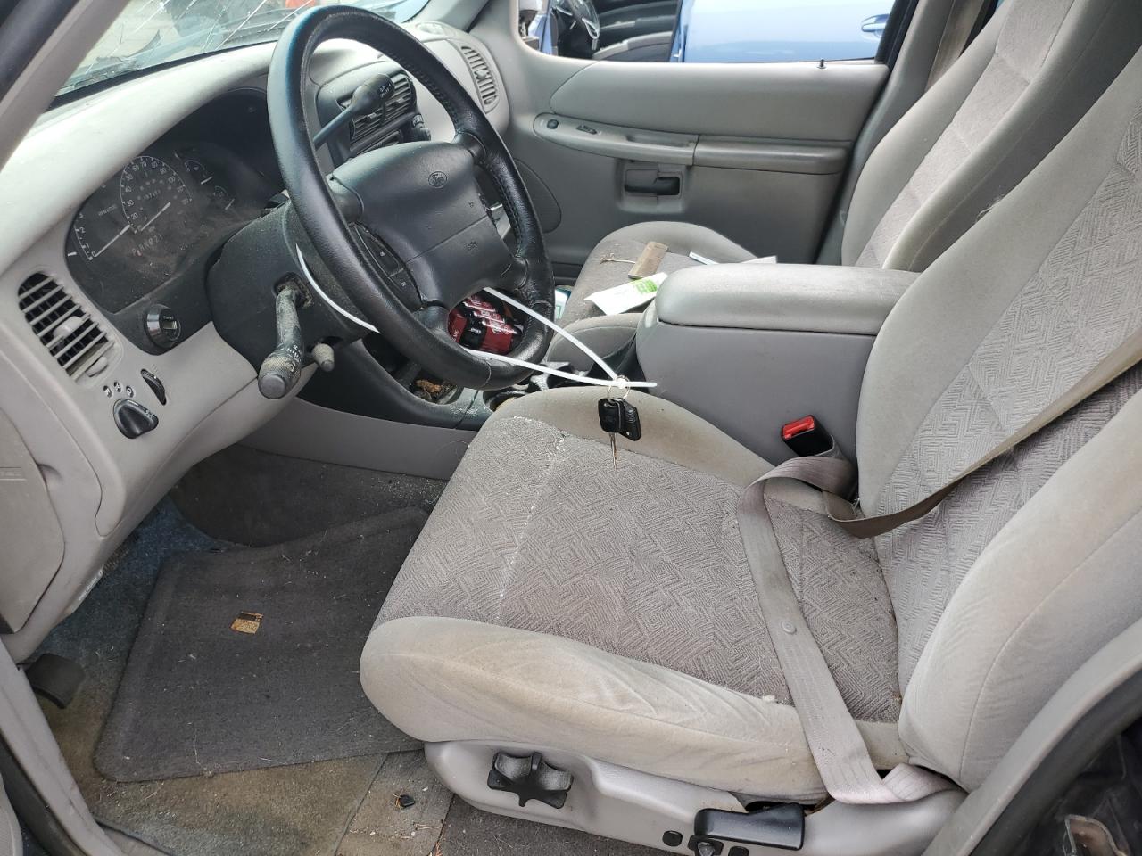 1999 Ford Explorer VIN: 1FMZU34E8XZA99817 Lot: 57545145