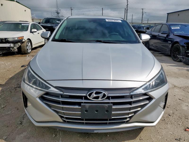 HYUNDAI ELANTRA 2019 Silver