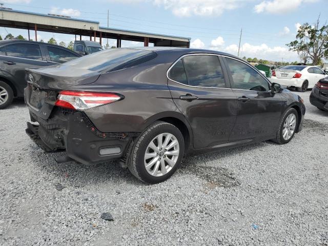  TOYOTA CAMRY 2018 Серый