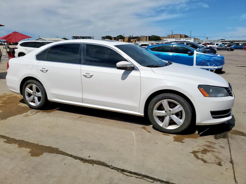  VOLKSWAGEN PASSAT 2013 Biały