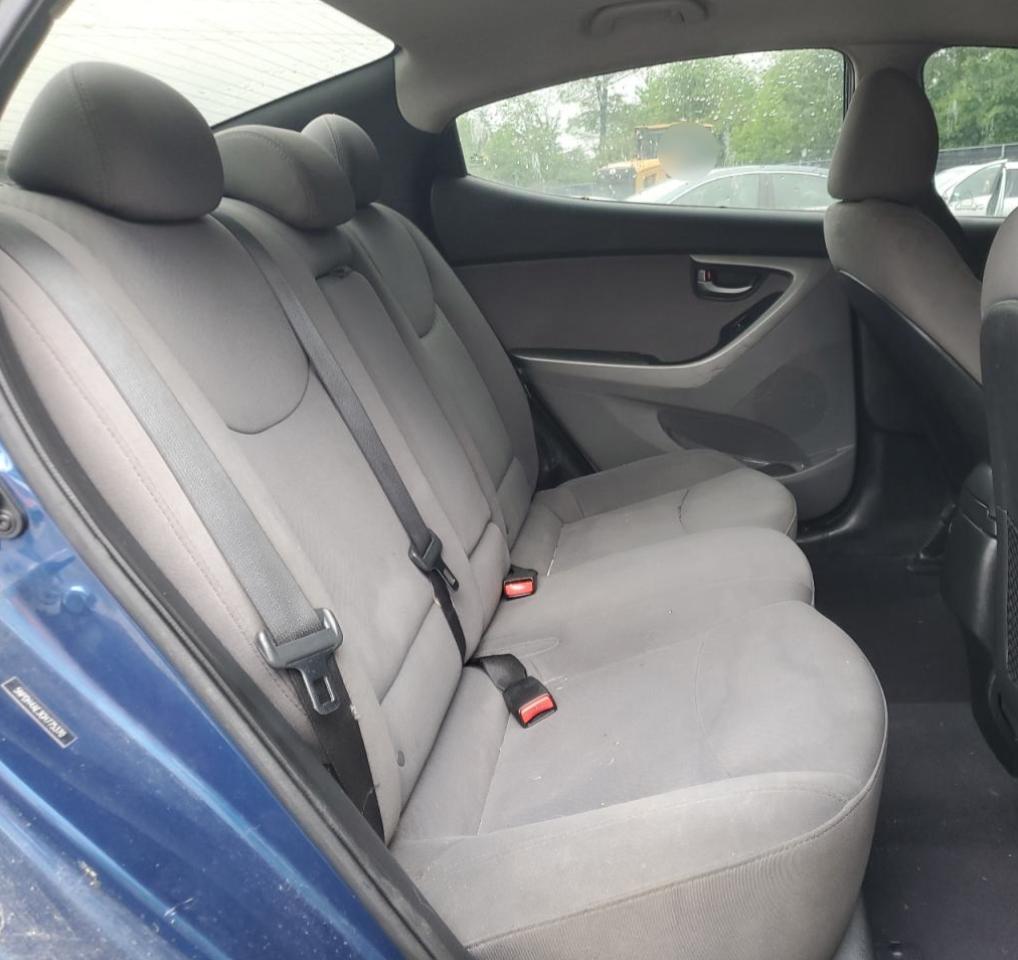 5npdh4ae3gh775370 5NPDH4AE3GH775370 2016 Hyundai Elantra Se
