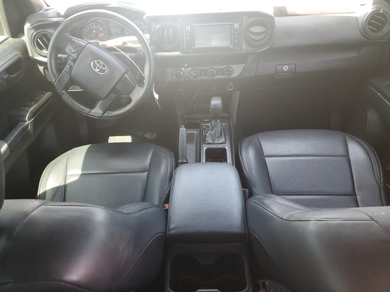 2016 Toyota Tacoma Double Cab VIN: 3TMCZ5AN1GM035633 Lot: 56779655