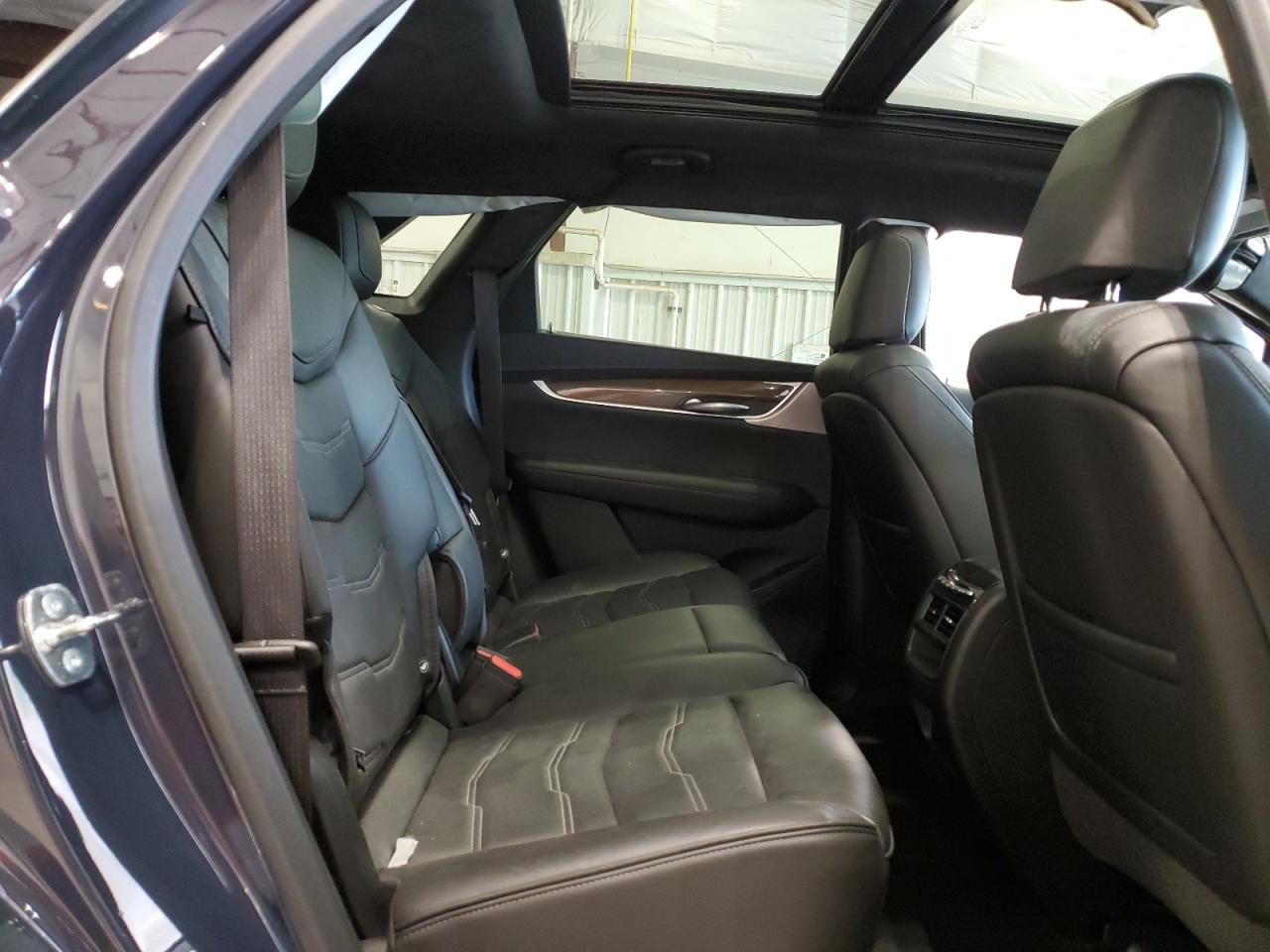 2024 Cadillac Xt5 Platinum Premium Luxury VIN: 1GYKNFRS0RZ731290 Lot: 56720585