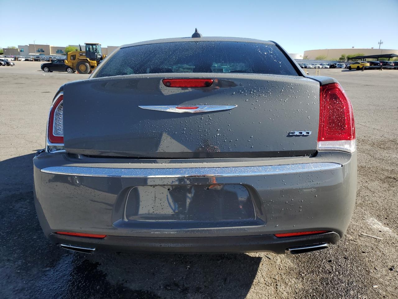 2017 Chrysler 300 Limited VIN: 2C3CCAAG5HH668040 Lot: 57256155