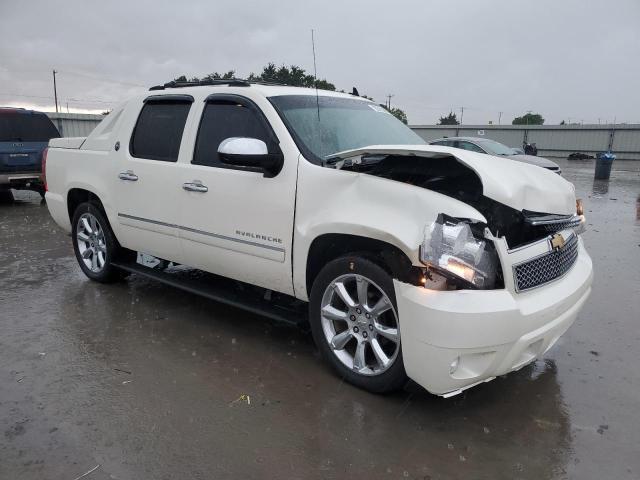  CHEVROLET AVALANCHE 2013 Cream