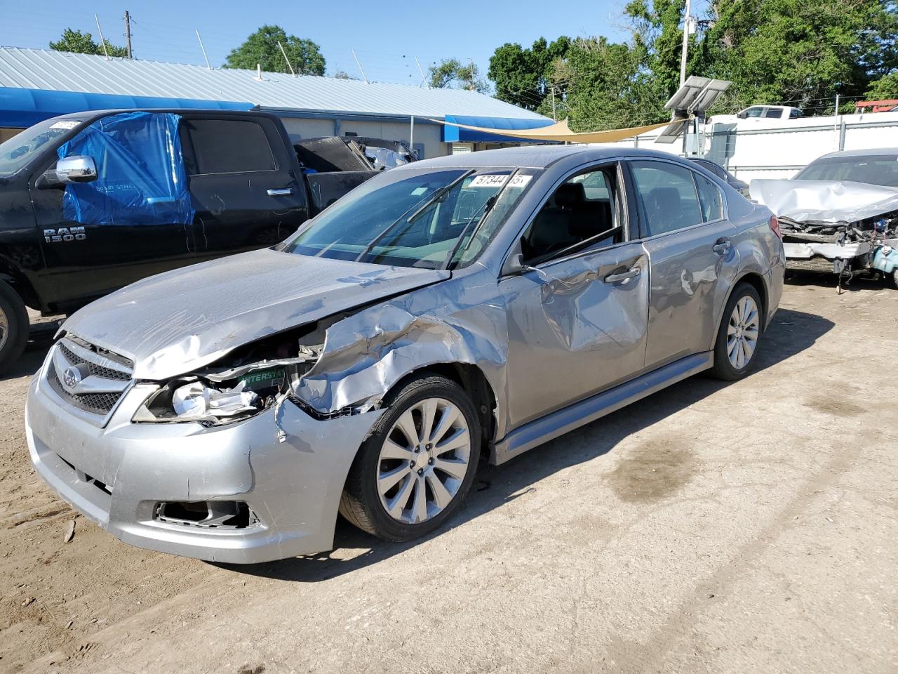2011 Subaru Legacy 2.5I Limited na sprzedaż w Wichita, KS - Front End