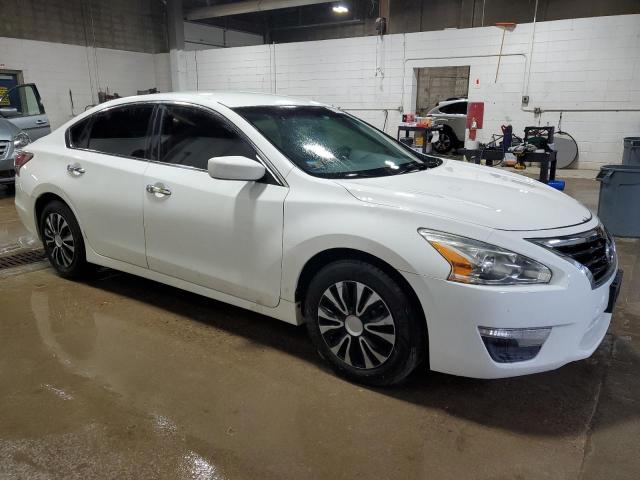 Sedans NISSAN ALTIMA 2015 White