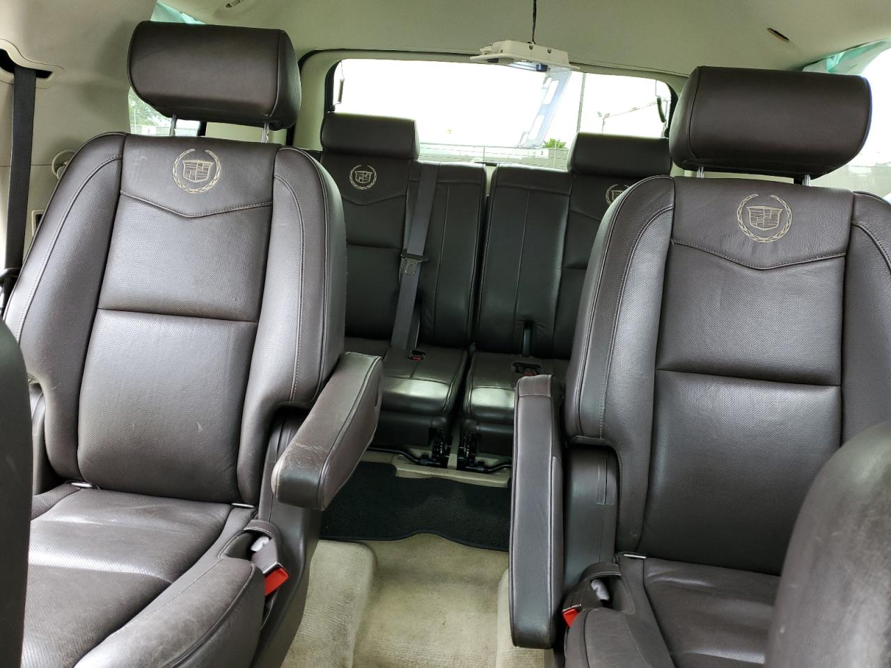 2009 Cadillac Escalade Platinum VIN: 1GYFK33279R269036 Lot: 57846755