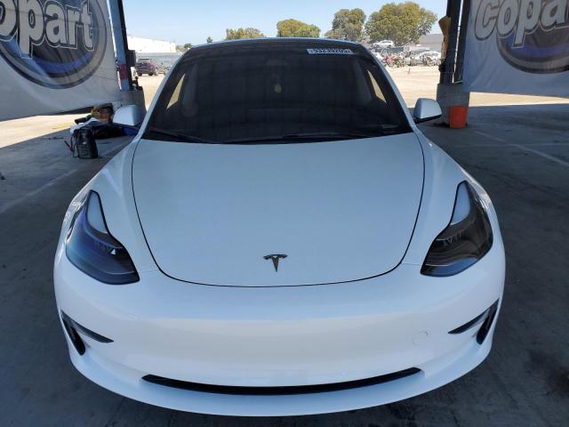  TESLA MODEL 3 2023 Белый