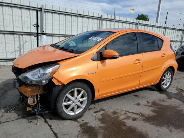 TOYOTA PRIUS 2015 Оранжевий