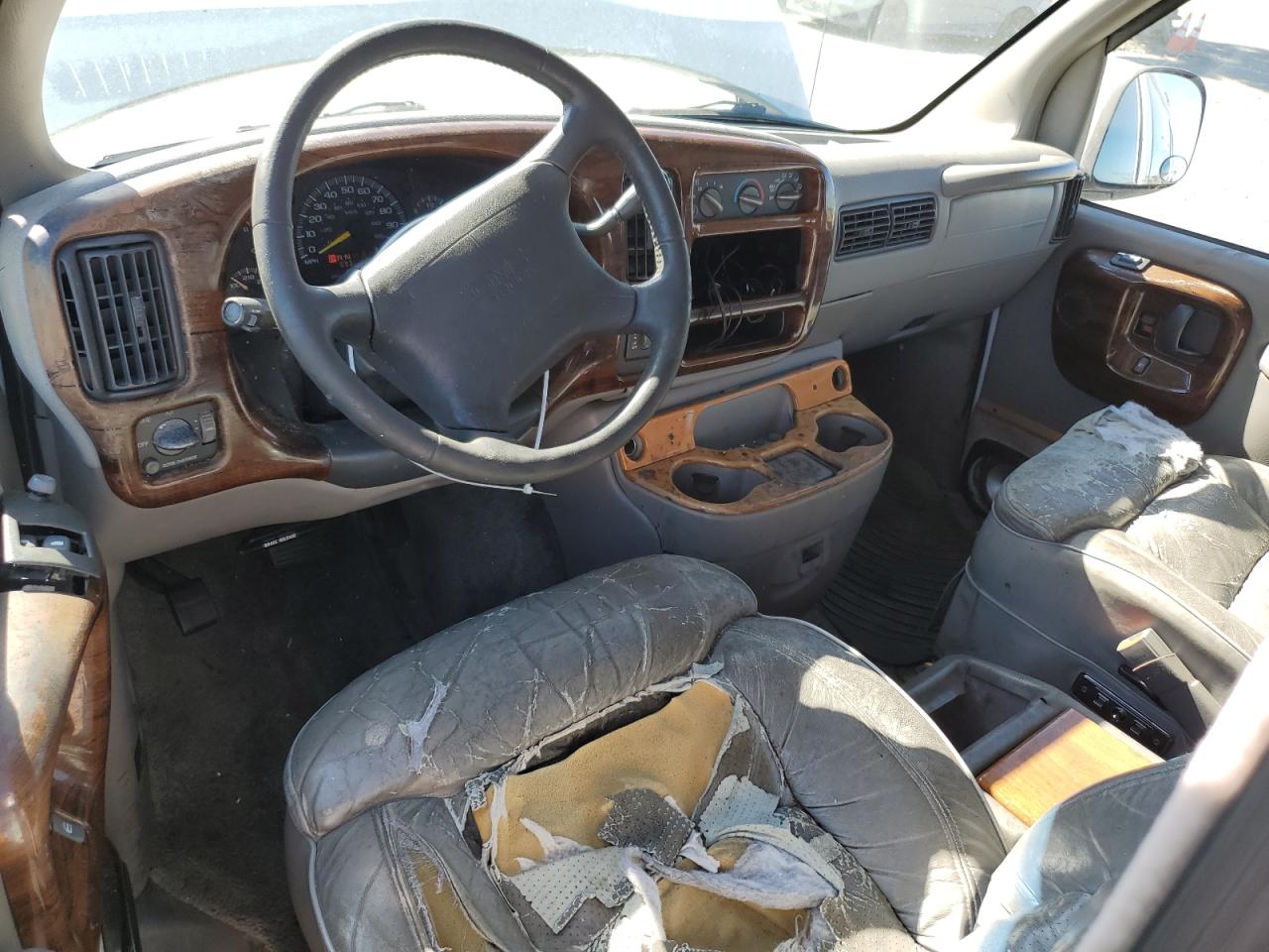 1997 GMC Savana Rv G1500 VIN: 1GDFG15R8V1011876 Lot: 55998295