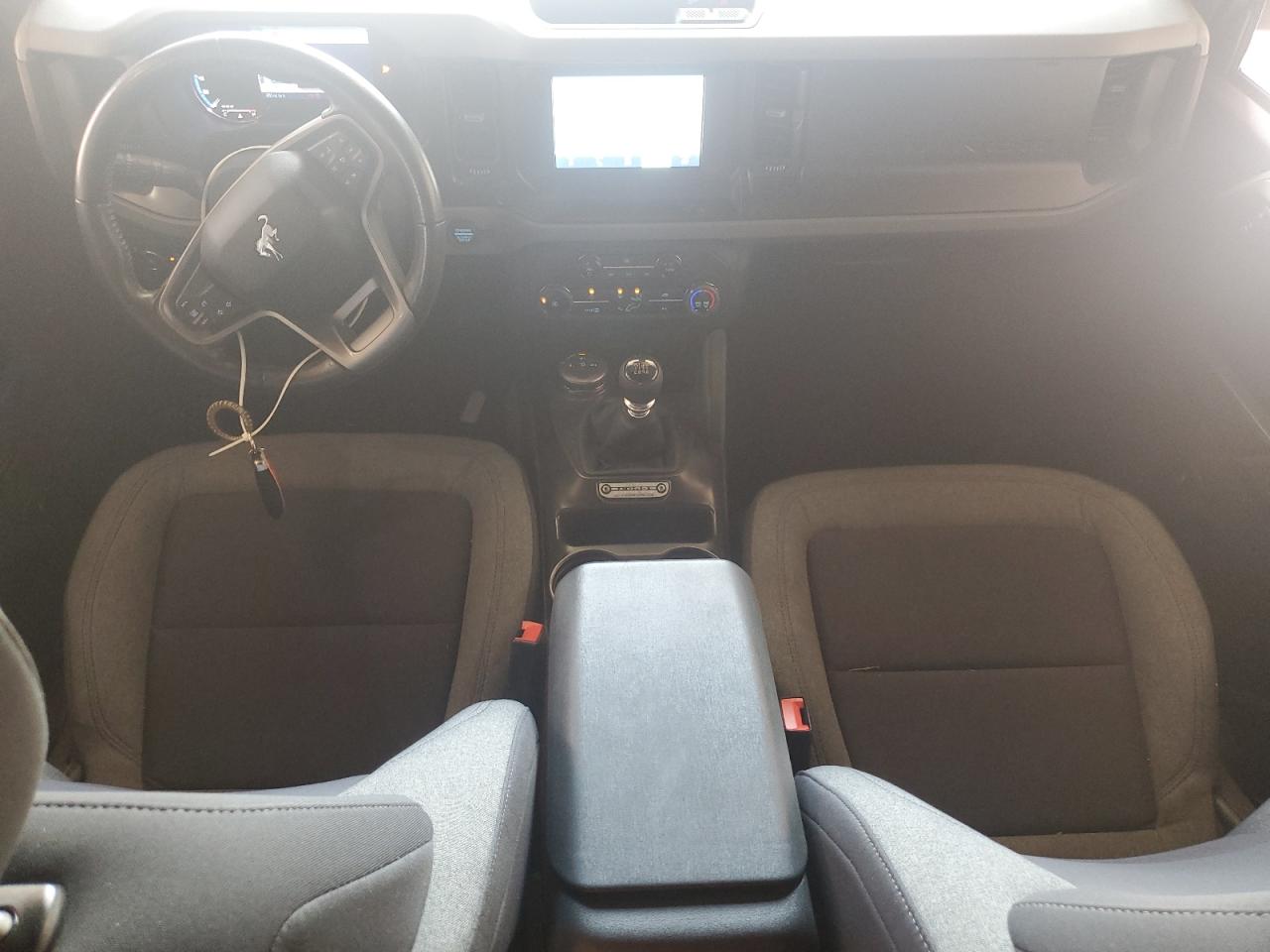 2021 Ford Bronco Base VIN: 1FMDE5BH5MLB06205 Lot: 56503275