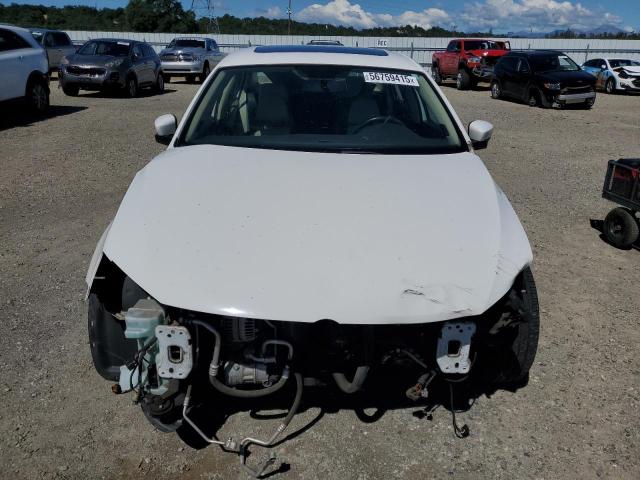  VOLKSWAGEN JETTA 2012 White