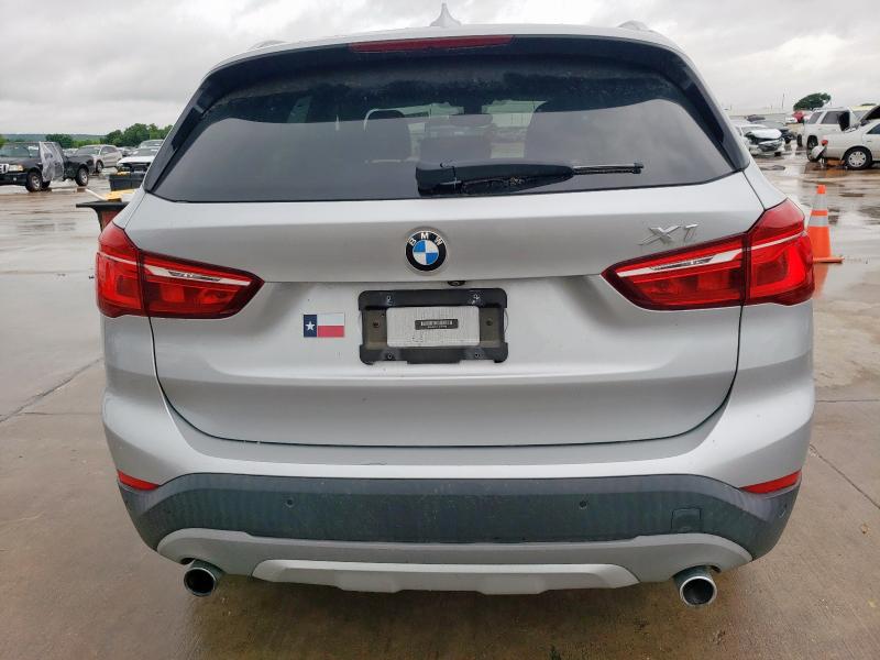  BMW X1 2017 Srebrny