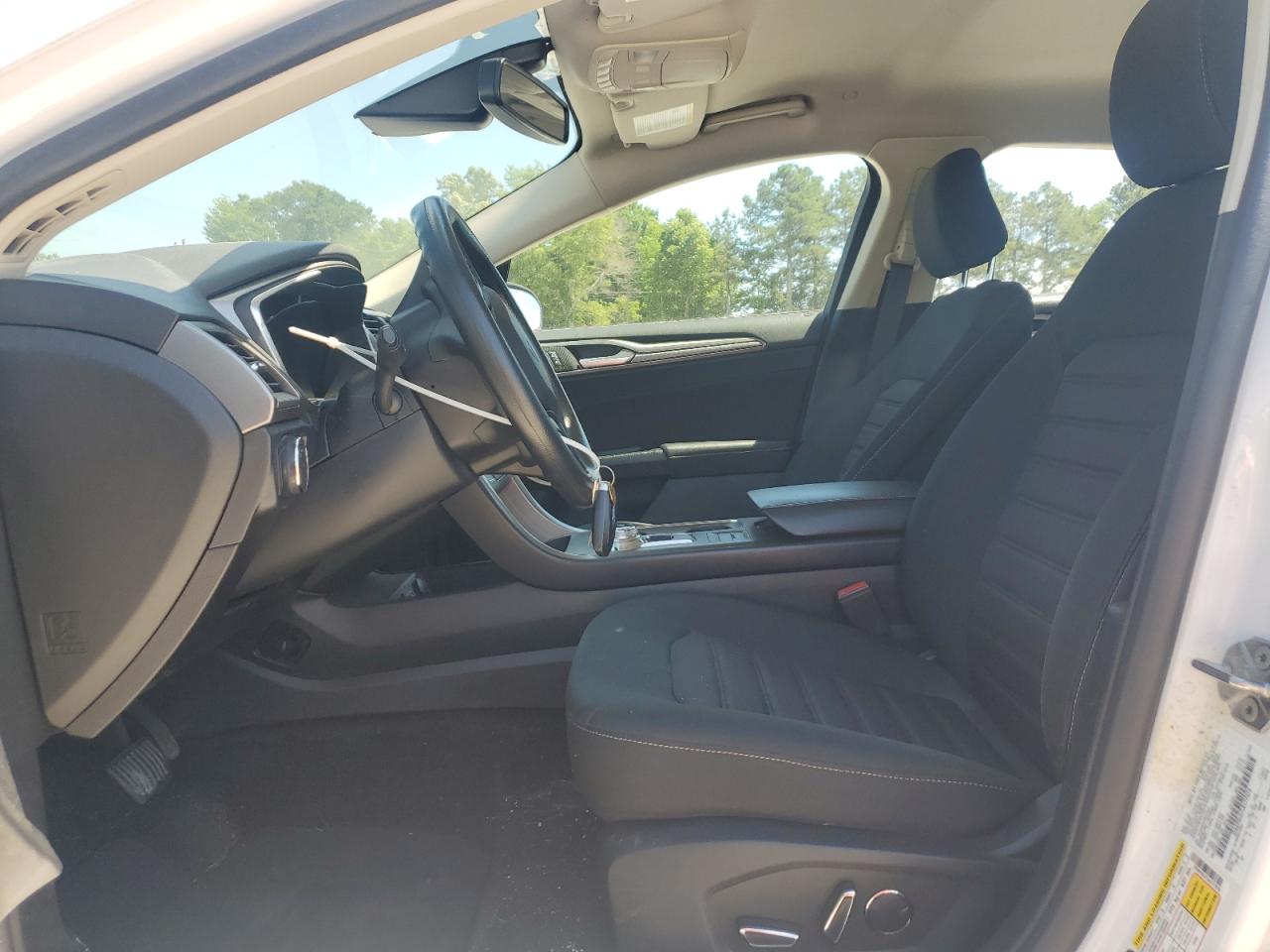 2020 Ford Fusion Se VIN: 3FA6P0LU7LR177076 Lot: 54030385