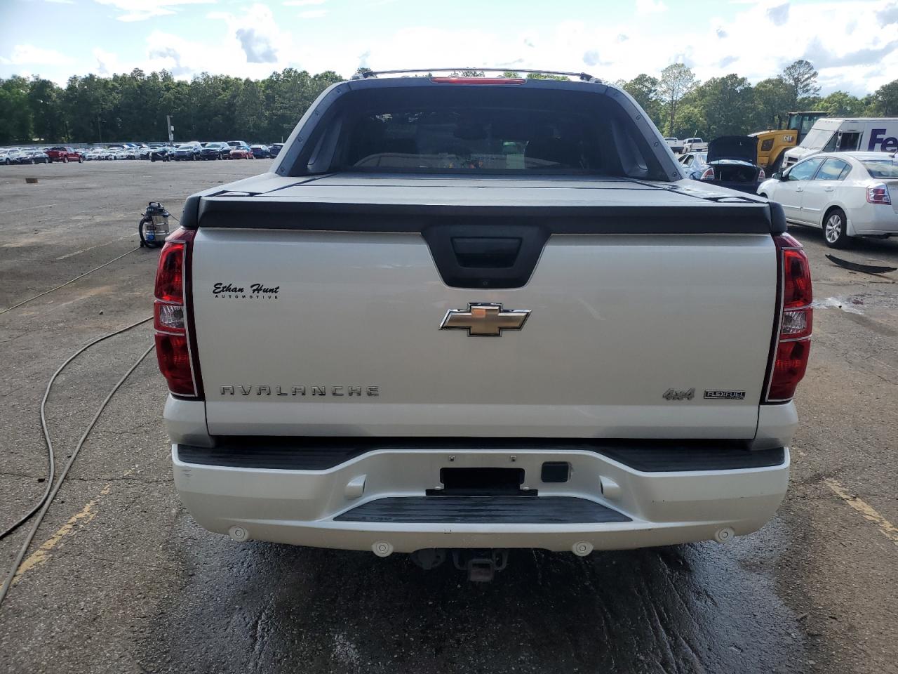 2008 Chevrolet Avalanche K1500 VIN: 3GNFK12348G240992 Lot: 56640005