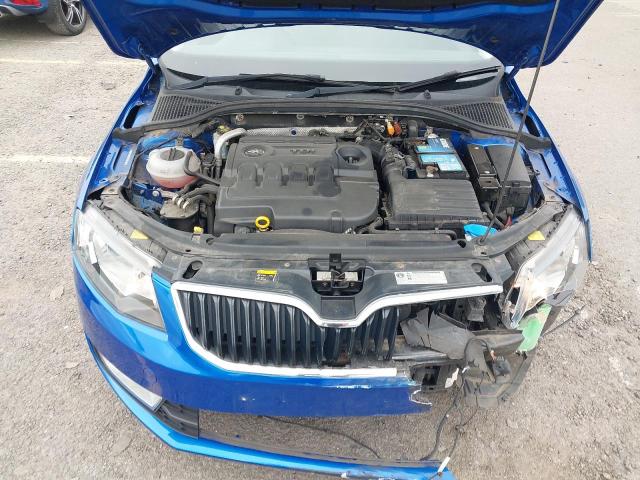 2015 SKODA OCTAVIA SE