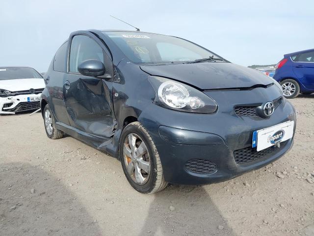 2011 TOYOTA AYGO GO VV