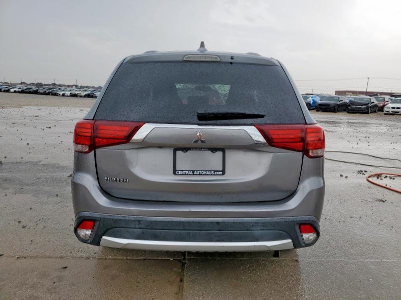  MITSUBISHI OUTLANDER 2018 Szary