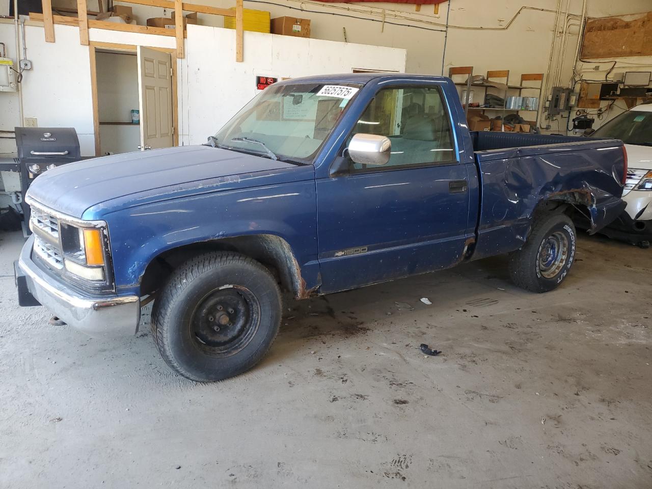1997 Chevrolet Gmt-400 C1500 for Sale in Ham Lake, MN - Side
