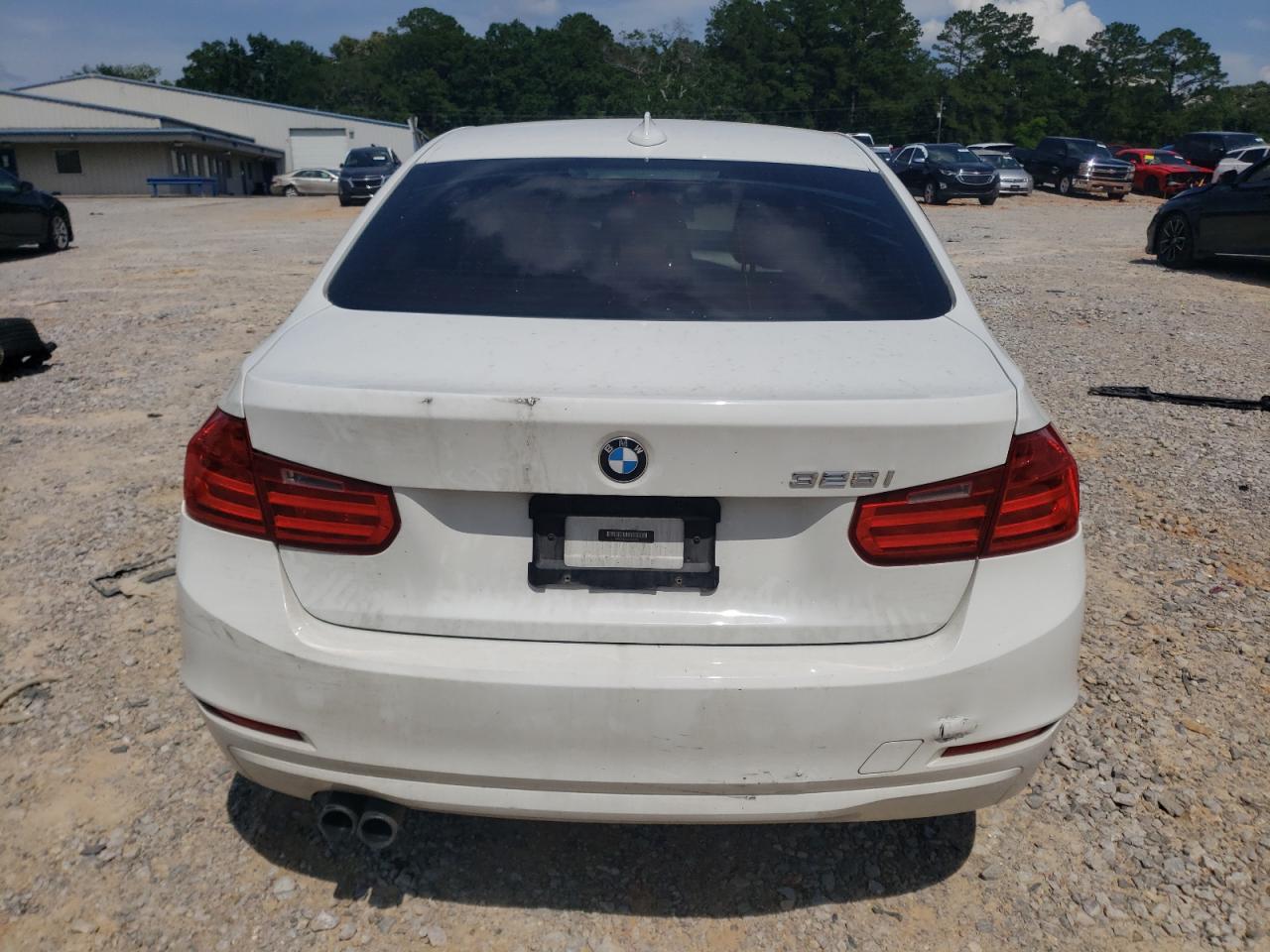 WBA3A5C59DF602085 2013 BMW 328 I