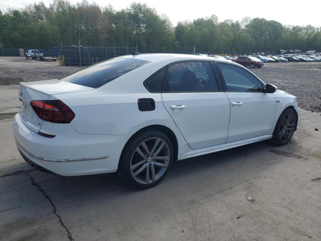  VOLKSWAGEN PASSAT 2018 Белый