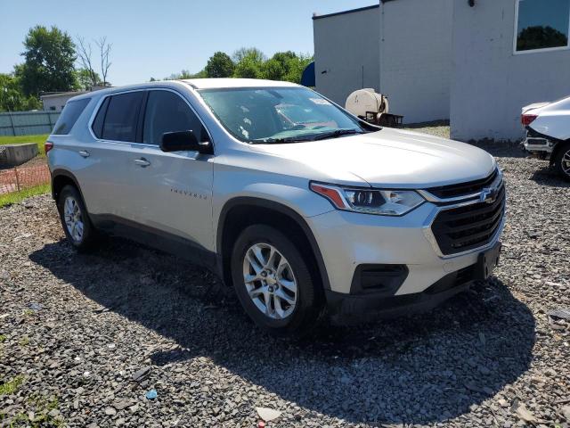  CHEVROLET TRAVERSE 2018 Silver